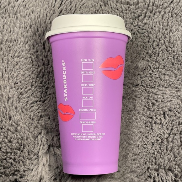 Color changing Starbucks Lips Valentine’s Cup - Picture 3 of 7
